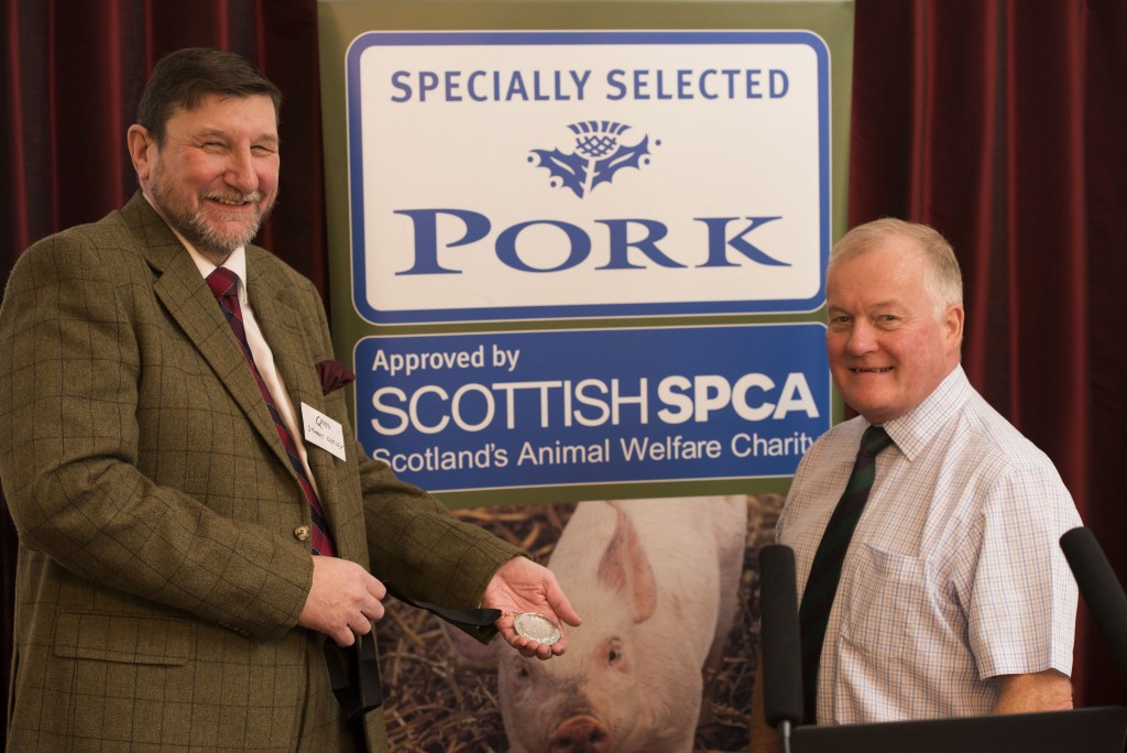 Stuart-Earley-Scottish-SPCA-Chief-Executive-presenting-Gordon-McKen-with-a-Scottish-SPCA-3rd-Century-medal 