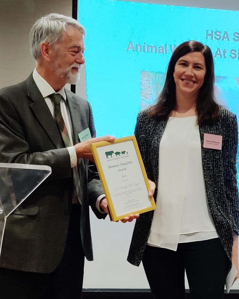 HSA’s CEO and Scientific Director Dr Robert Hubrecht presented the award to Dr Dorothy McKeegan.